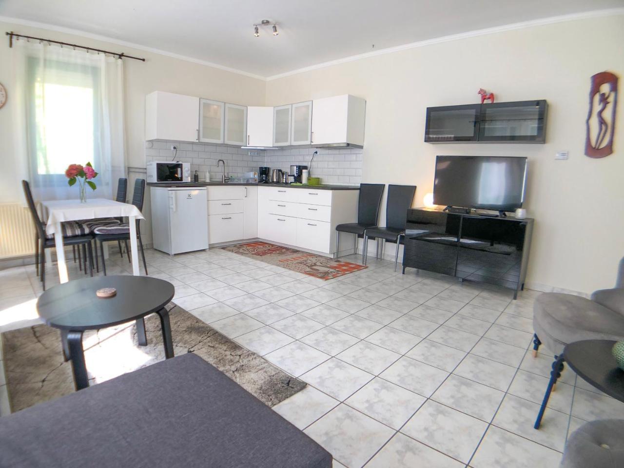 Biro Apartman Zalakaros Exterior photo